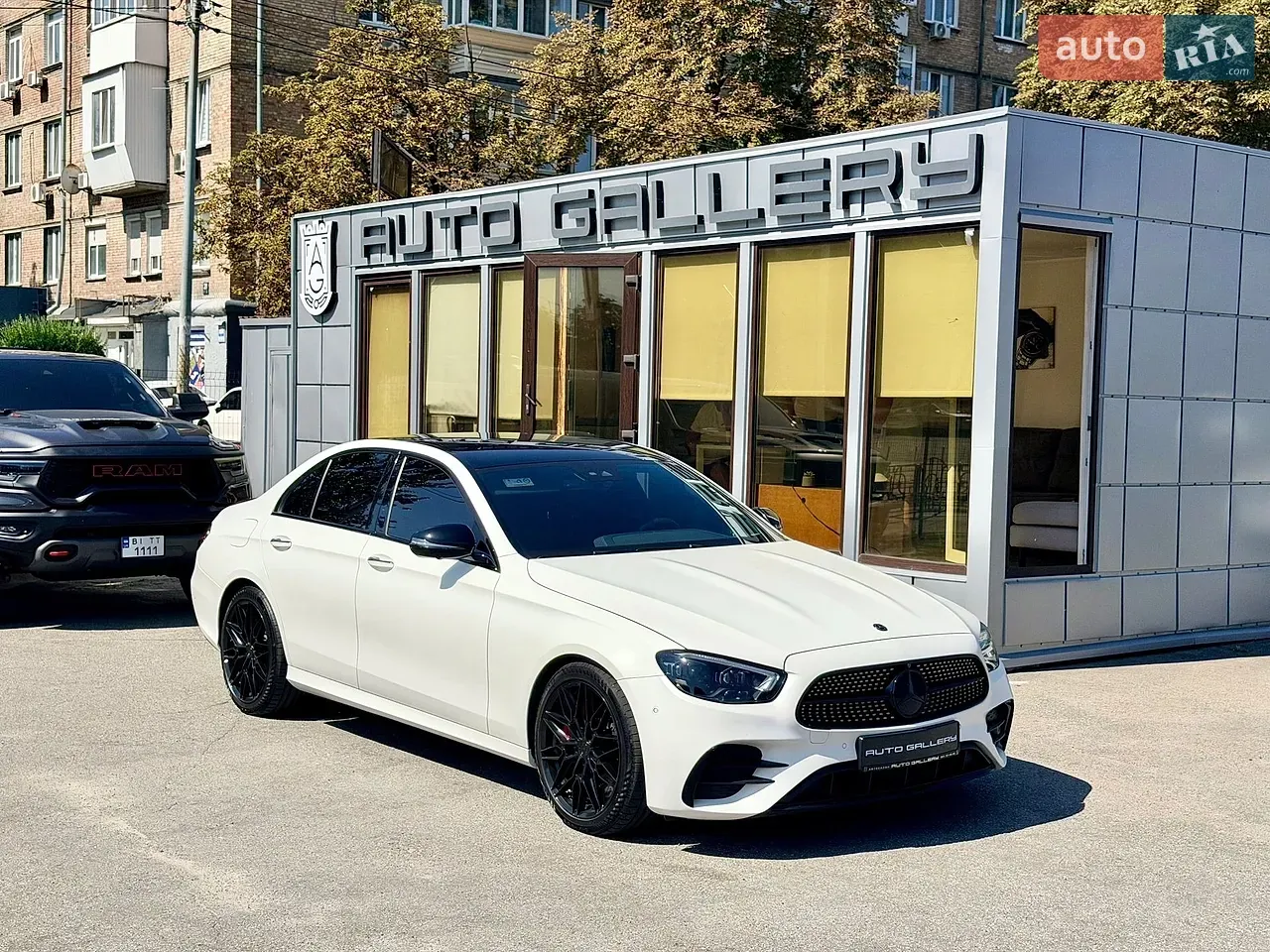 Mercedes-Benz E-Class 2020 photo 5
