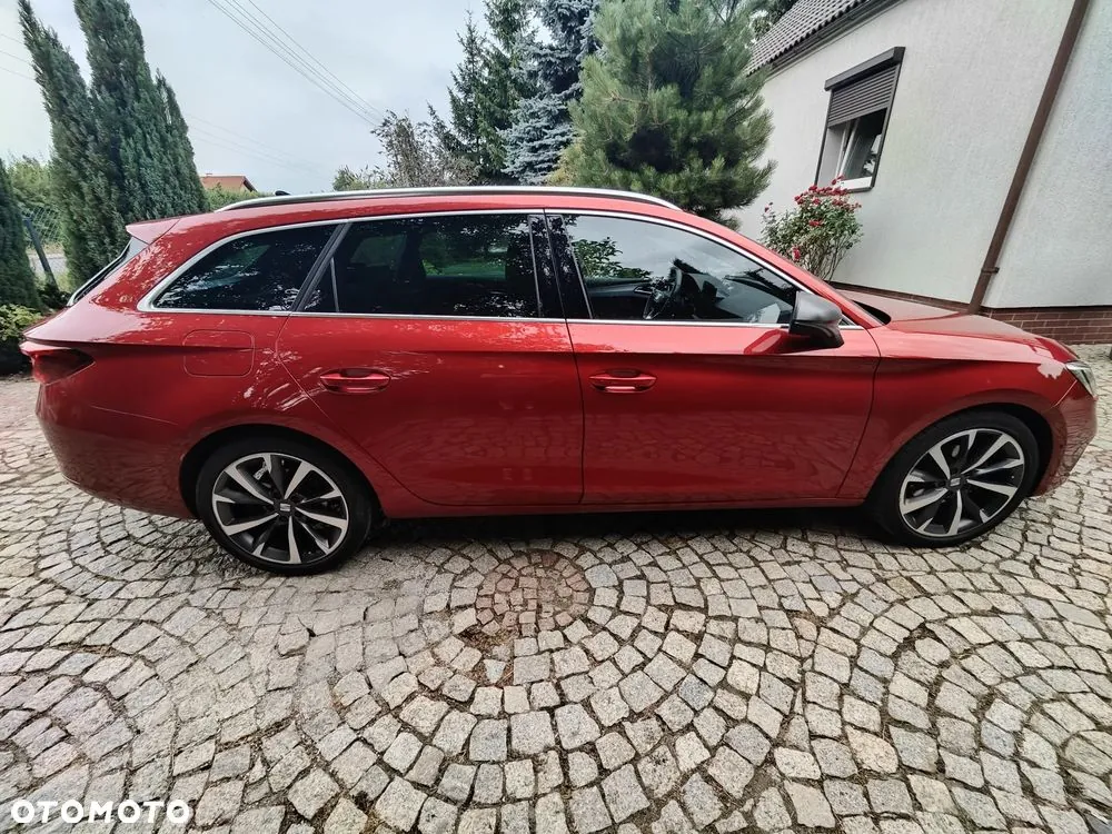 Seat Leon Sportstourer 2022 photo 4