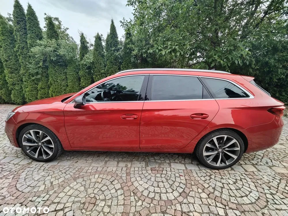 Seat Leon Sportstourer 2022 photo 3