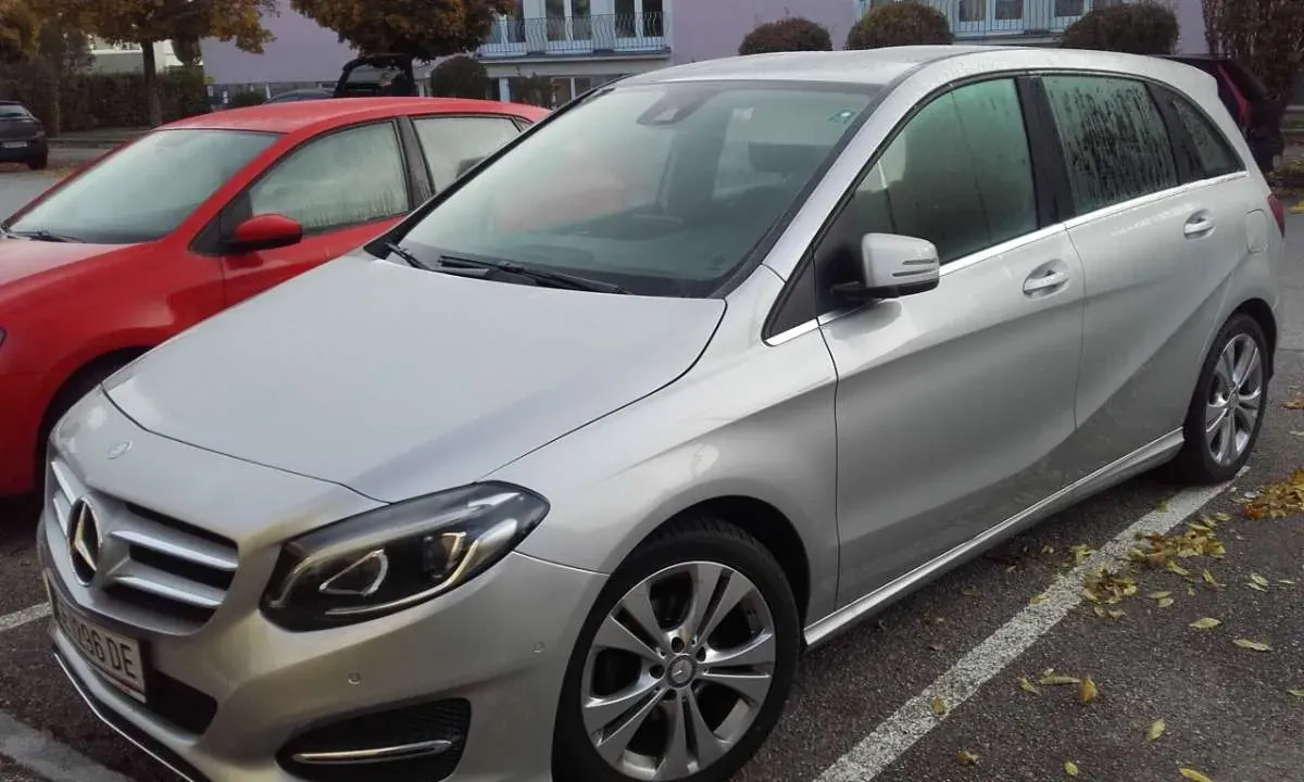 Mercedes-Benz B-Class 2017 photo 3