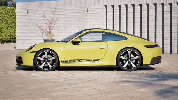 Porsche 911 2025 photo 2