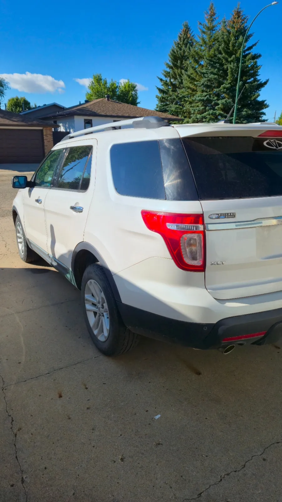 Ford Explorer 2012 photo 3