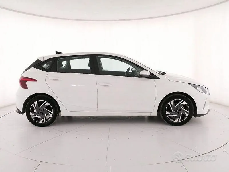 Hyundai I20 2023 photo 3