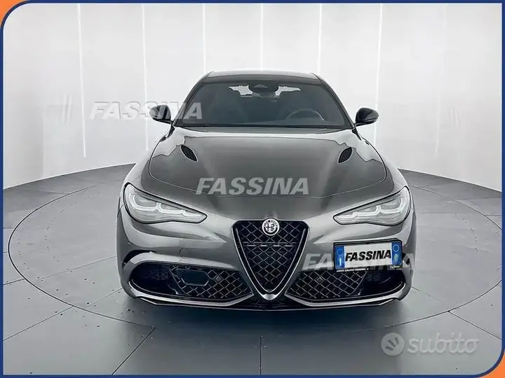 Alfa Romeo Giulia 2025 photo 2