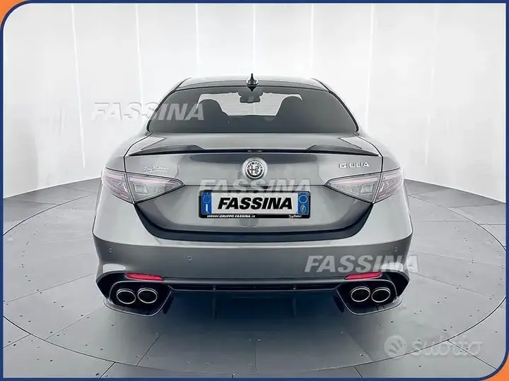 Alfa Romeo Giulia 2025 photo 5