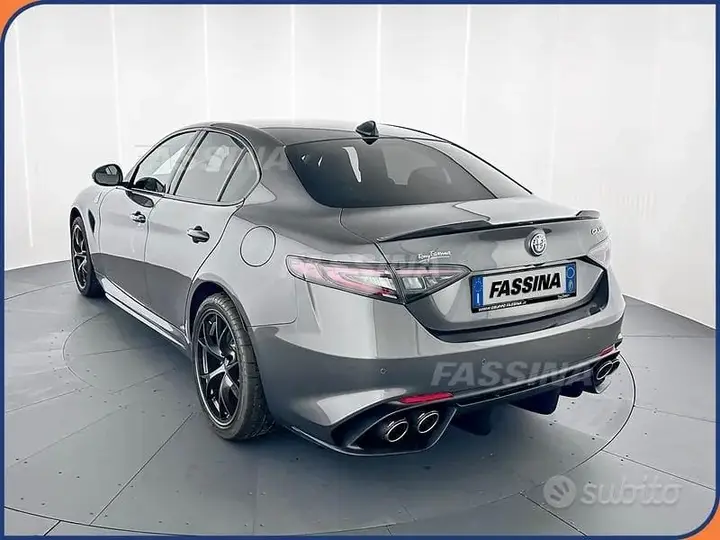 Alfa Romeo Giulia 2025 photo 4