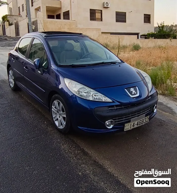 Peugeot 207 2008 photo 5