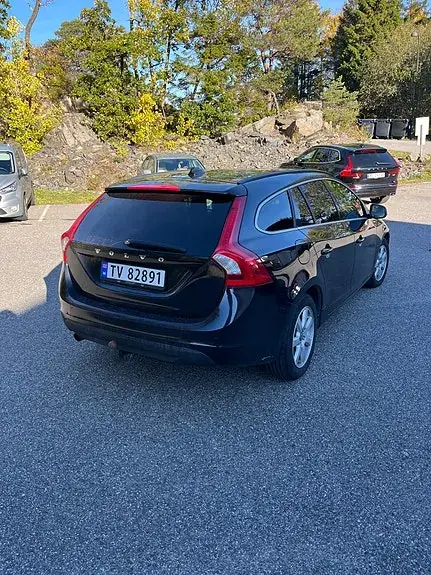 Volvo V60 2012 photo 2
