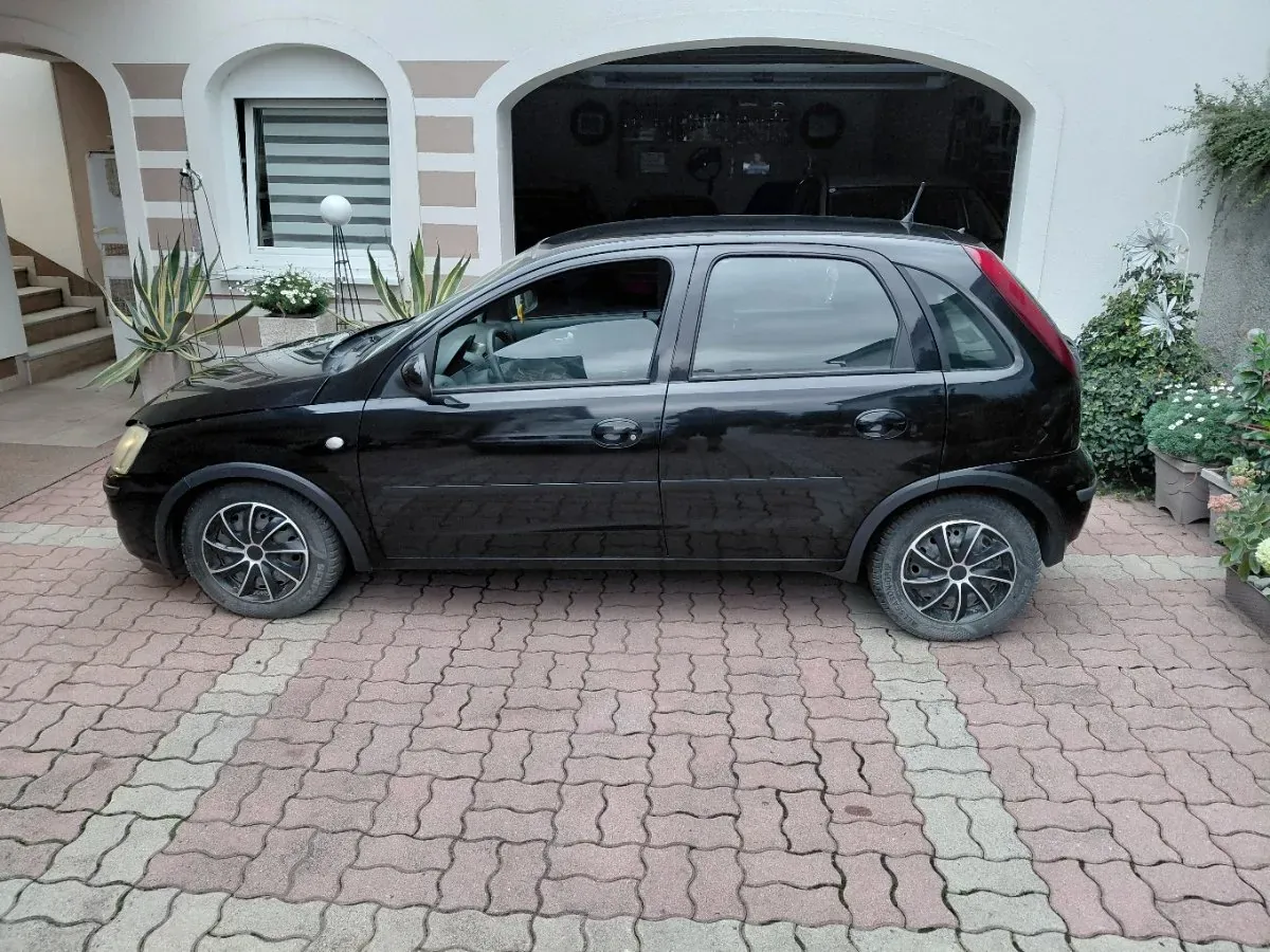 Opel Corsa 2005 photo 3