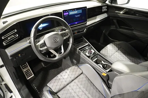Volkswagen Tiguan 2024 photo 4