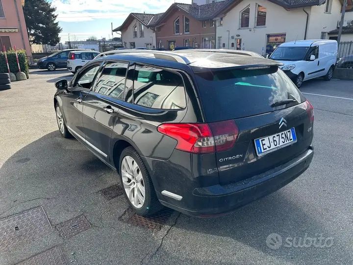 Citroen C5 2011 photo 4