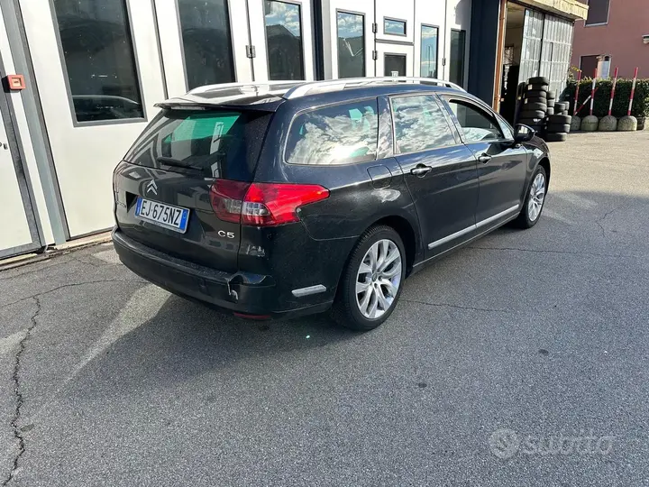 Citroen C5 2011 photo 3