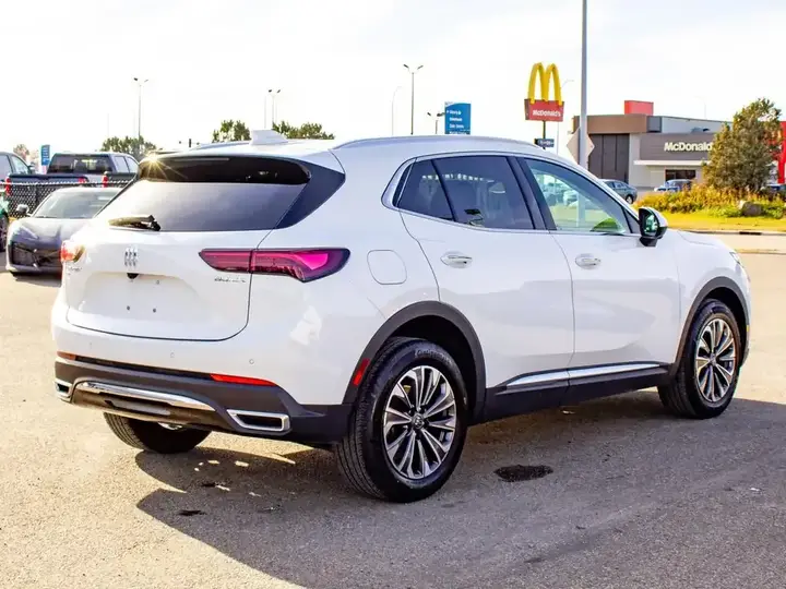 Buick Envision 2024 photo 4