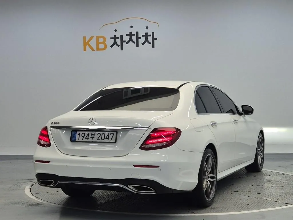 Mercedes-Benz E-Class 2019 photo 3
