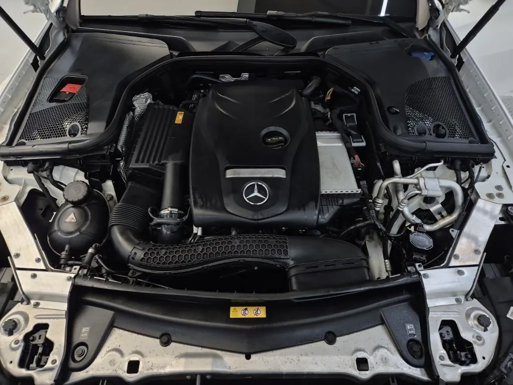 Mercedes-Benz E-Class 2019 photo 5