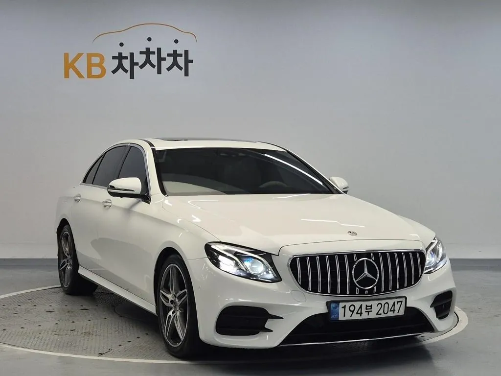 Mercedes-Benz E-Class 2019 photo 4