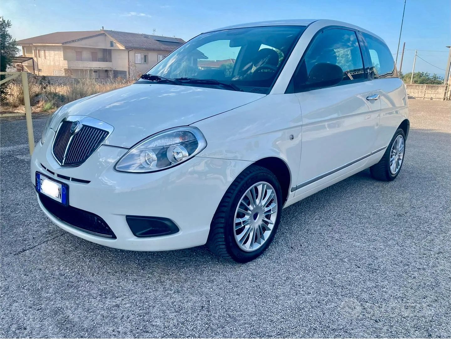 Dacia Ypsilon