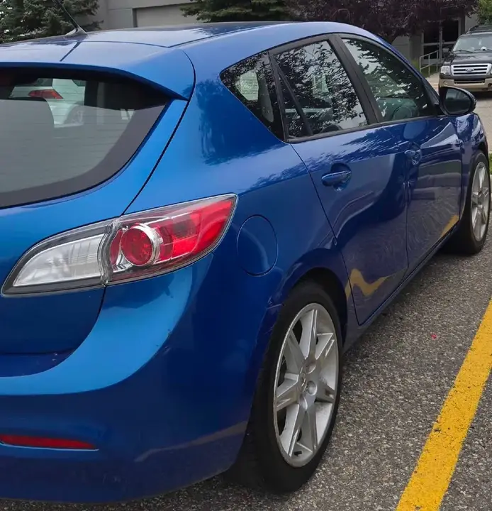 Mazda 3 2012 photo 3