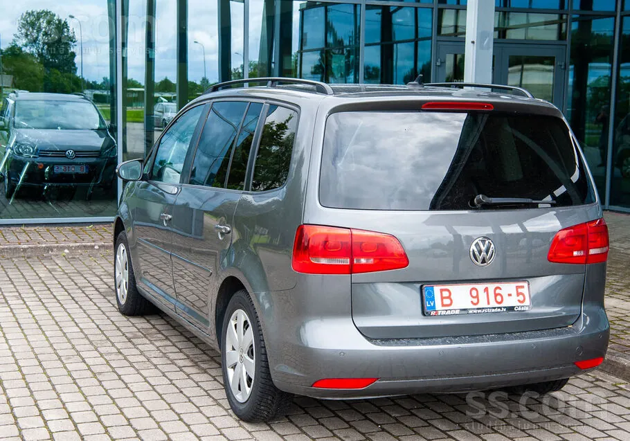 Volkswagen Touran 2014 photo 4