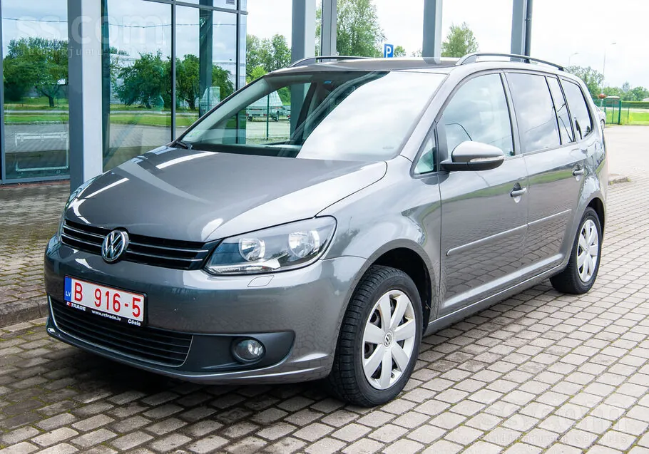 Volkswagen Touran 2014 photo 2