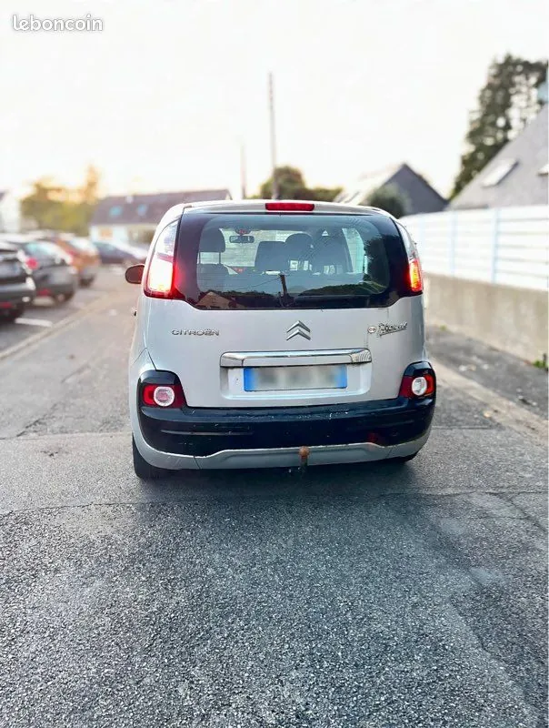 Citroen C3 Picasso 2009 photo 2