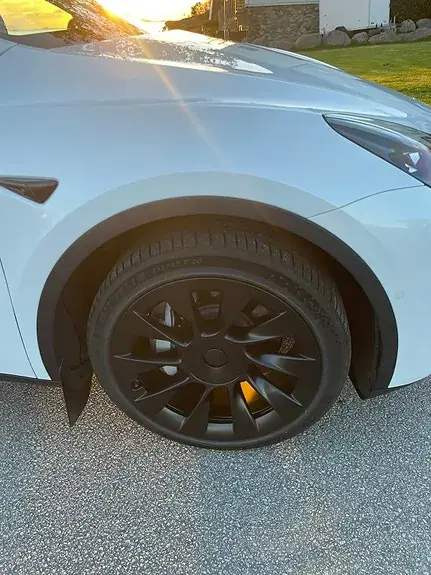 Tesla Model Y 2022 photo 3