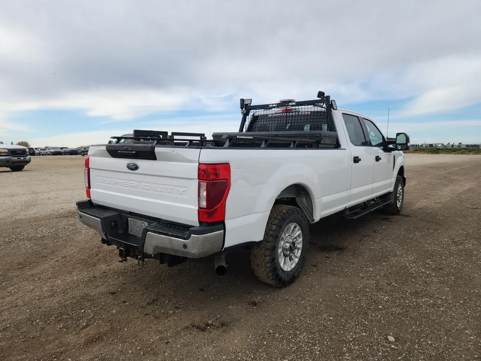 Ford F-250 Super Duty 2022 photo 4
