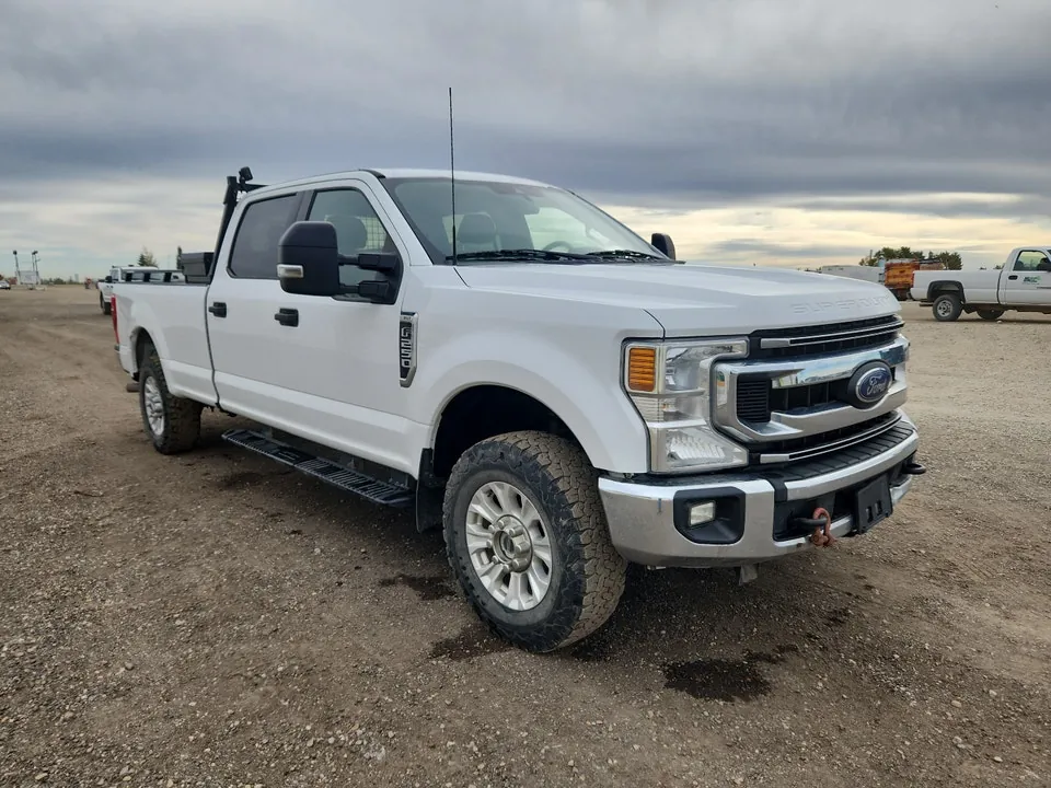 Ford F-250 Super Duty 2022 photo 2