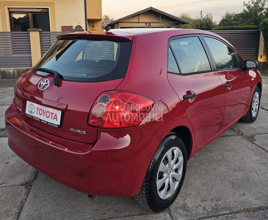 Toyota Auris 2009 photo 5