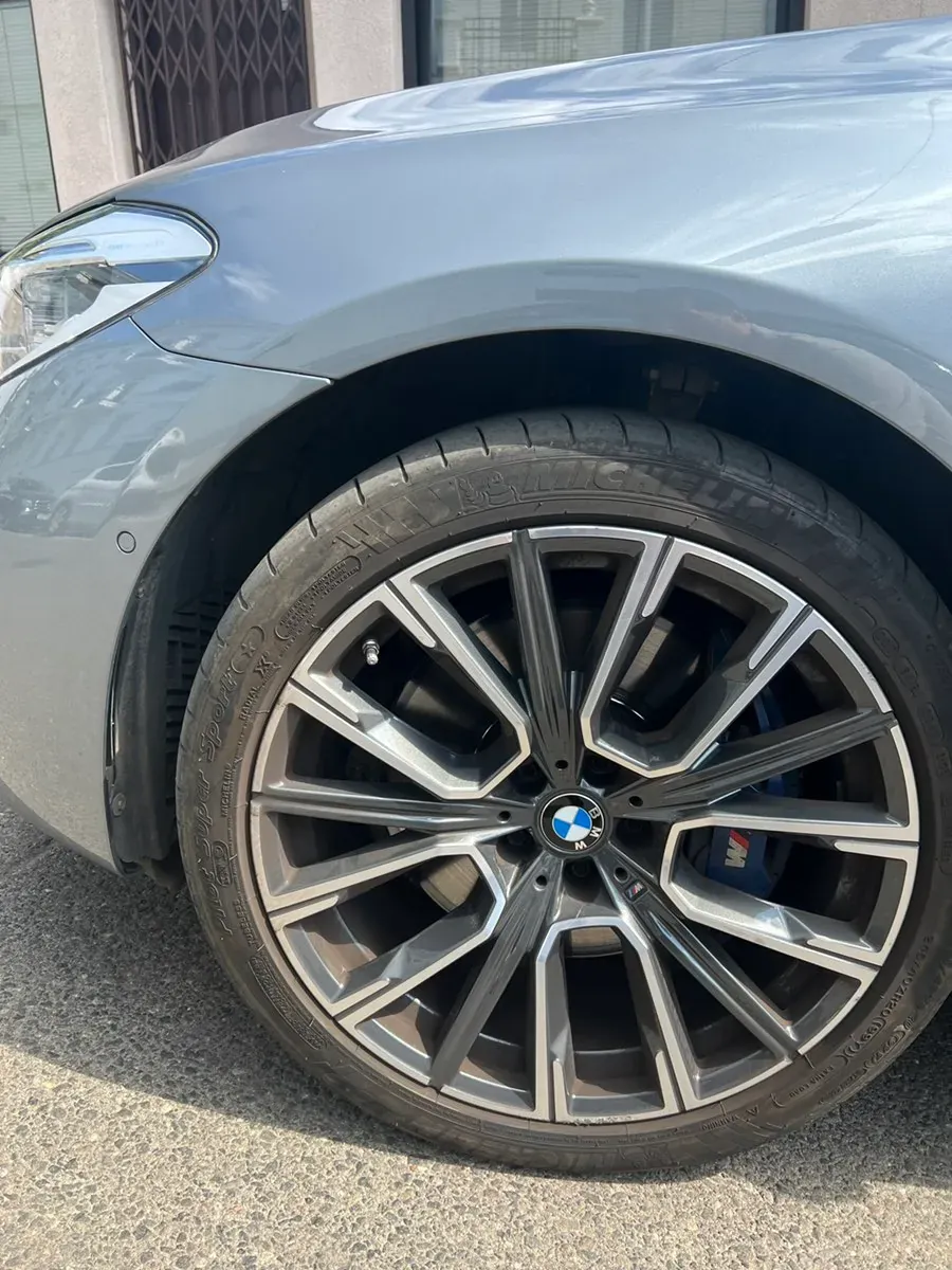 BMW 6 Series 2019 photo 2