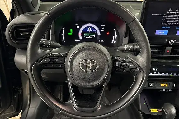 Toyota Yaris Cross 2025 photo 4