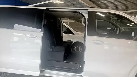 Ford Custom Tourneo 2024 photo 4