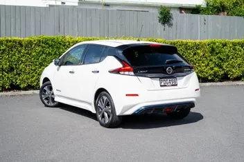 Nissan Leaf 2022 photo 4