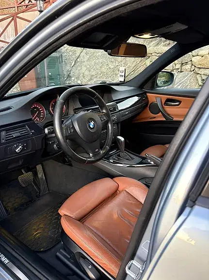 BMW 325D 2009 photo 3