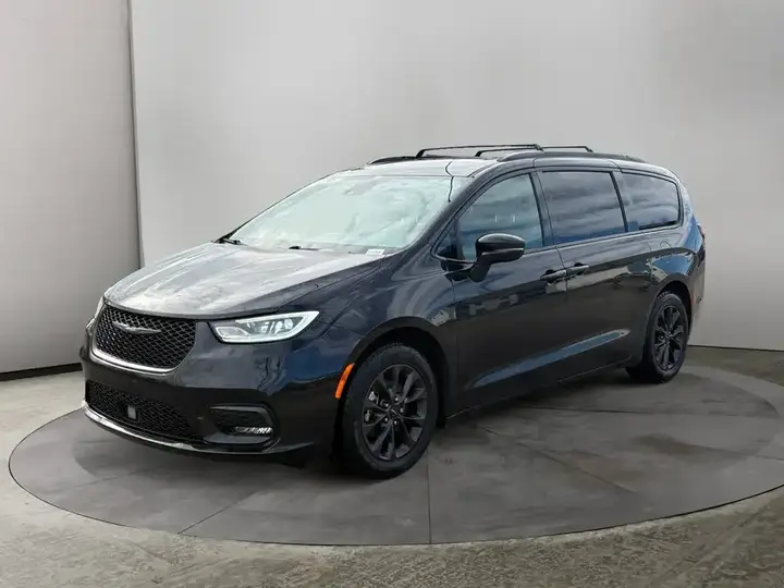 Chrysler Pacifica