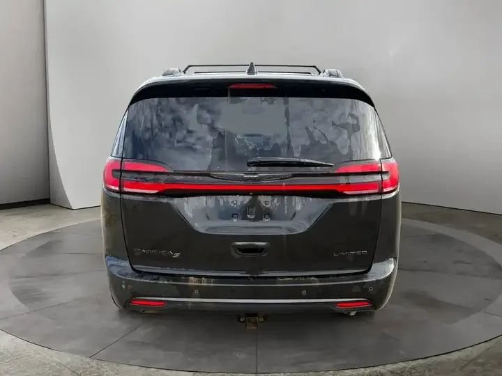 Chrysler Pacifica 2021 photo 4