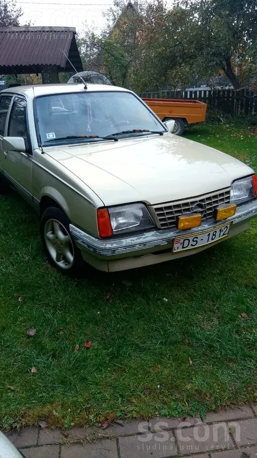 Opel Ascona
