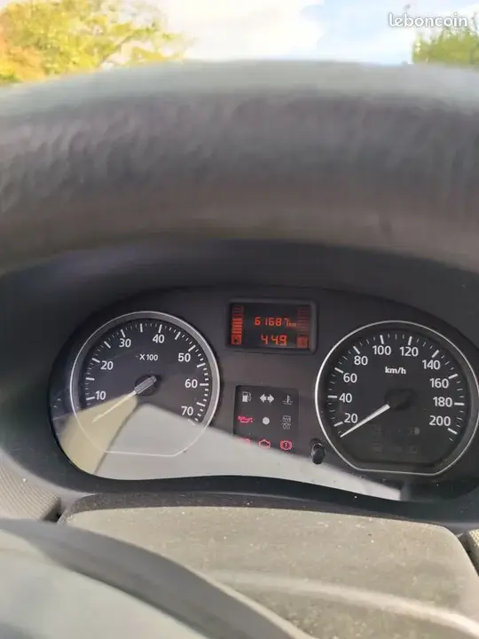 Dacia Logan 2009 photo 3