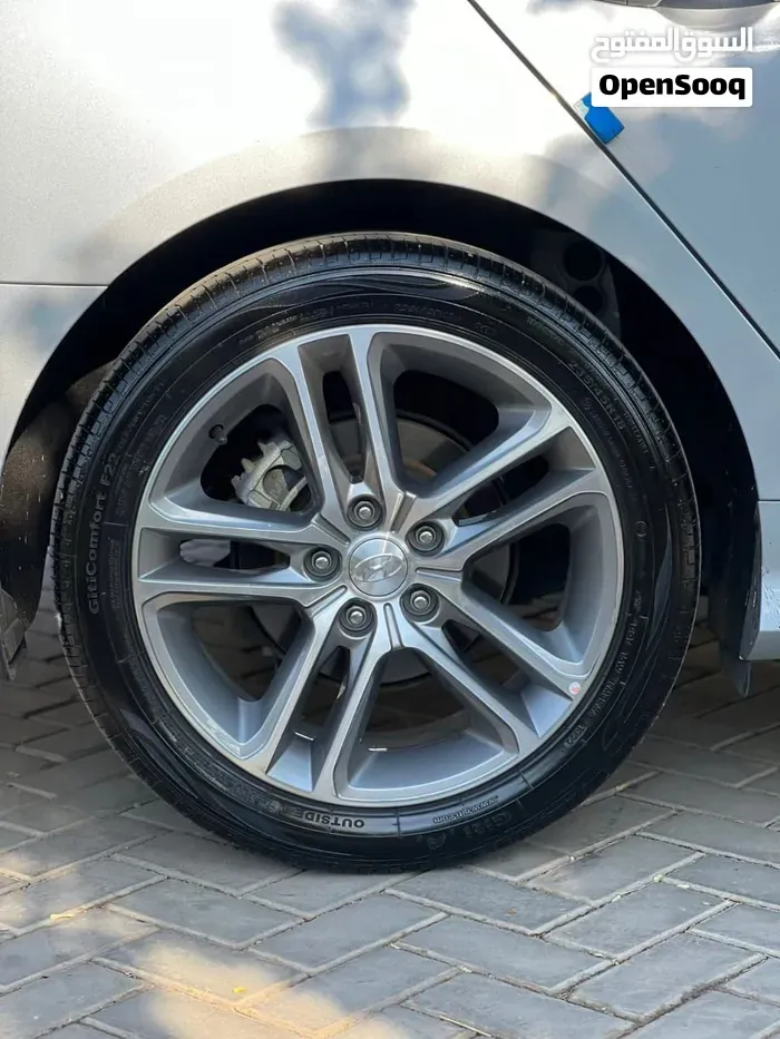 Hyundai Sonata 2019 photo 2