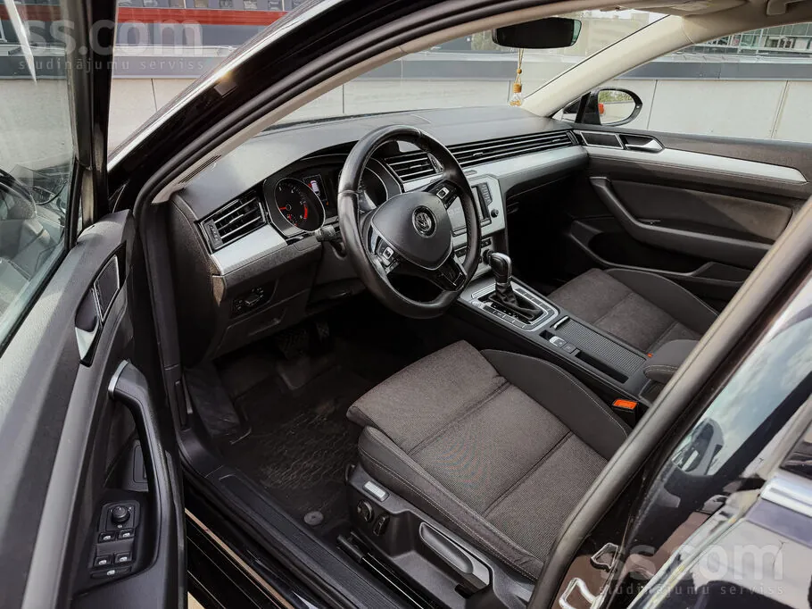 Volkswagen Passat 2017 photo 5