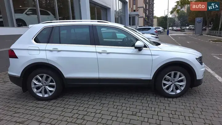 Volkswagen Tiguan 2018 photo 4