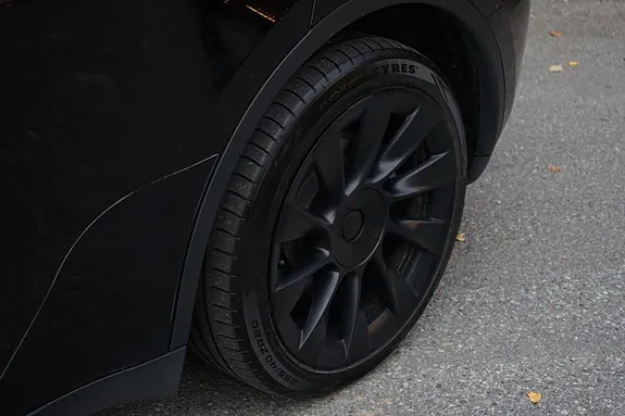 Tesla Model Y 2021 photo 4