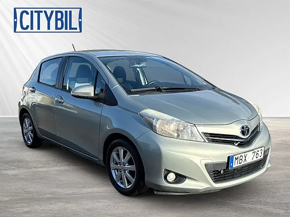 Toyota Yaris 2012 photo 5