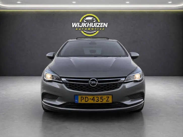 Opel Astra 2017 photo 2