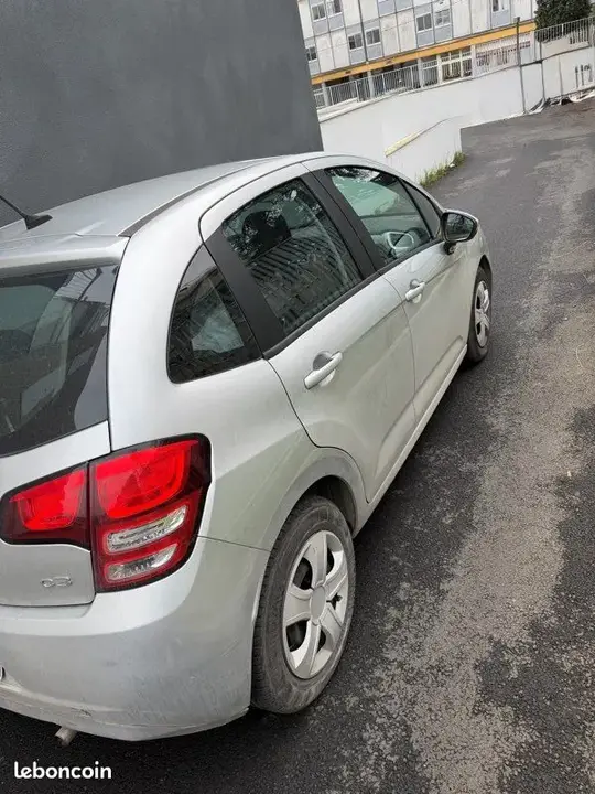 Citroen C3 2010 photo 3