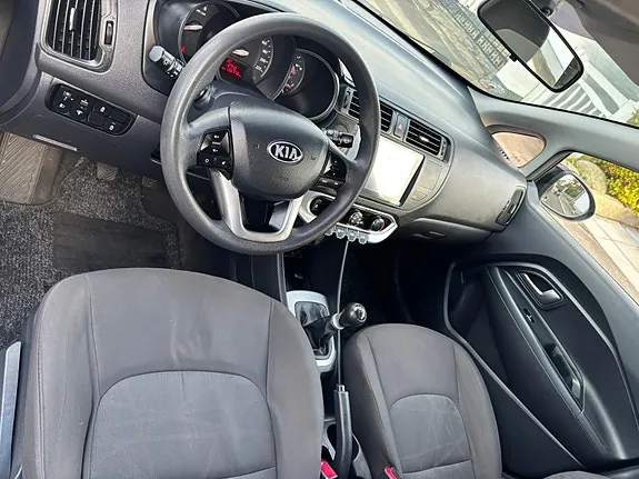 Kia Rio 2014 photo 5