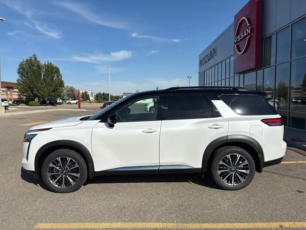 Nissan Pathfinder 2026 photo 2