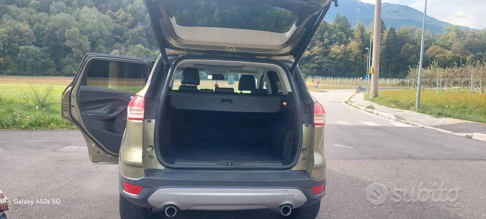 Ford Kuga 2012 photo 5