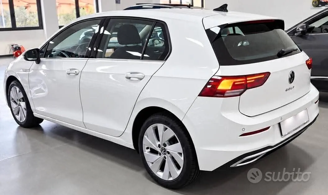 Volkswagen Golf 2022 photo 4