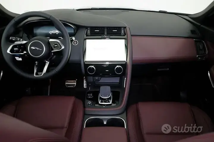Jaguar E-Pace 2023 photo 4